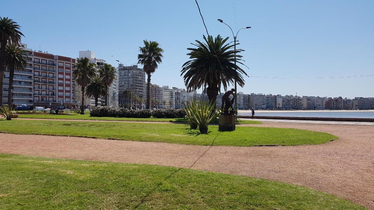 Punta Trouville Hotel Montevideo Exterior photo